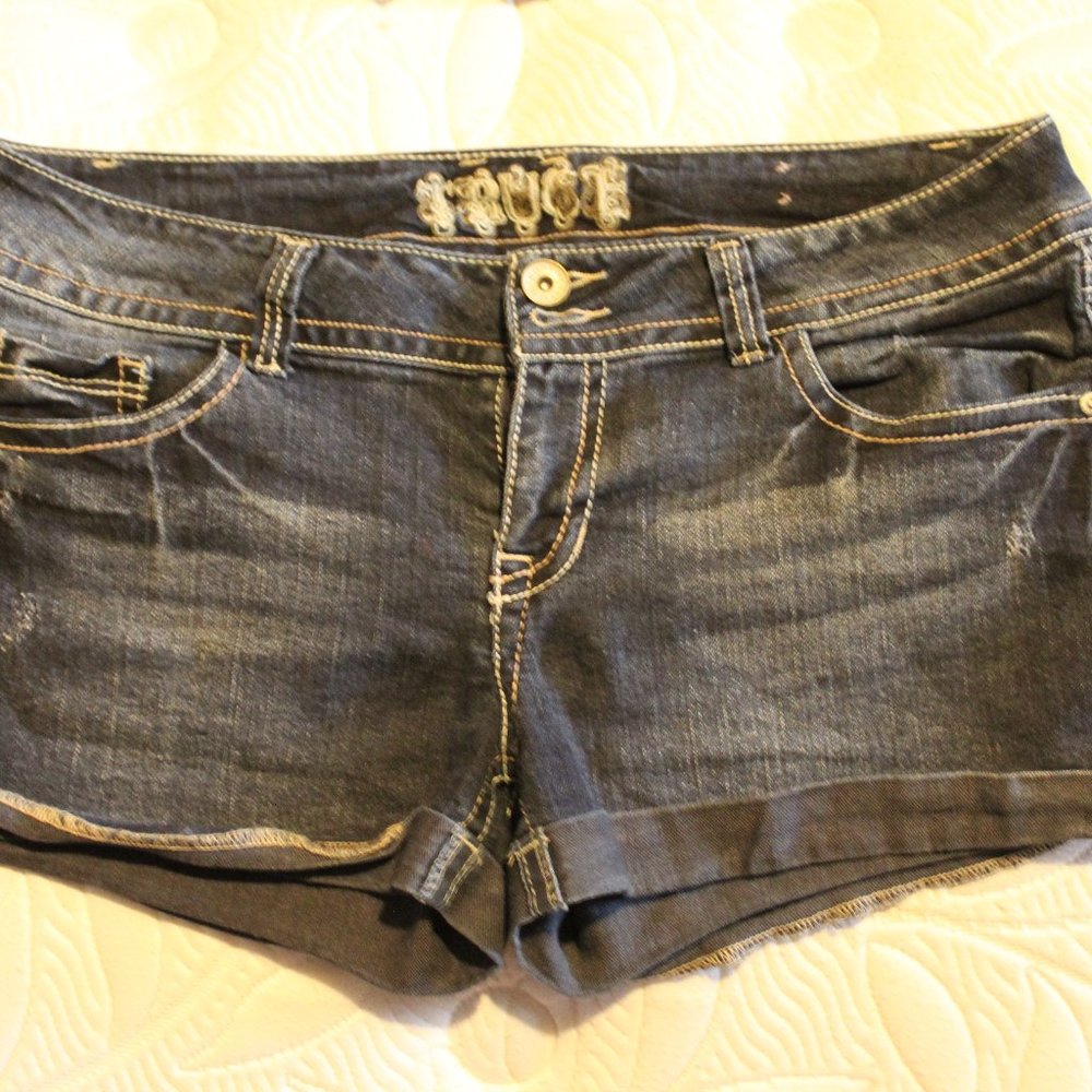 Blue jean shorts